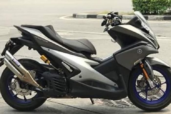 Yamaha Aerox modifikasi moge look