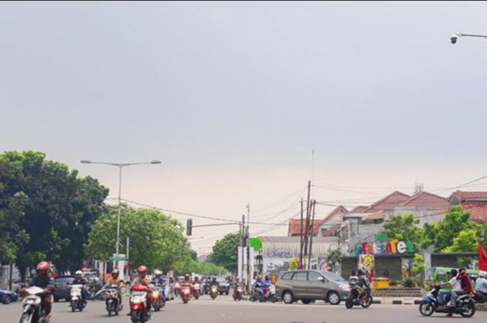 Penampakan SImpang Taman Corat-coret yang dilengkapi dengan public announcer