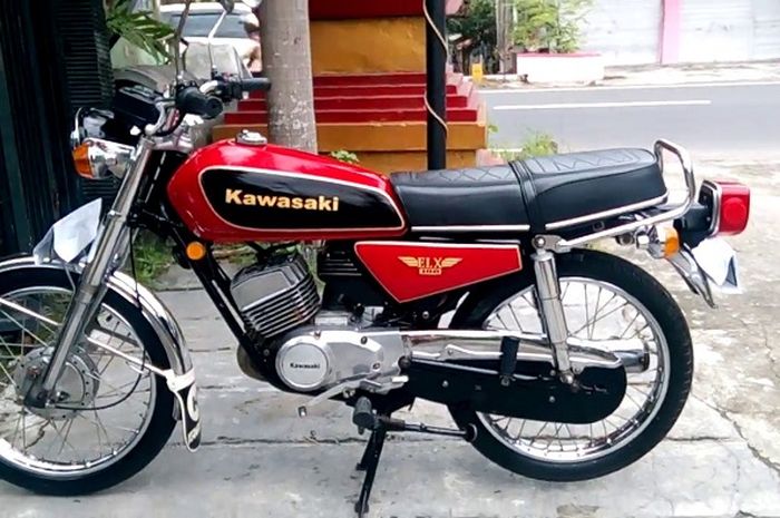 Kawasaki Binter KH 100