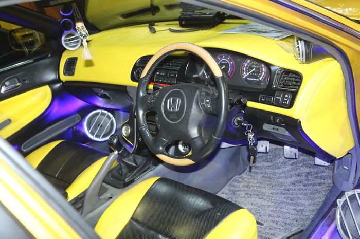 Interior Honda Accord Cielo Ini Gak Kalah Cerah Dengan