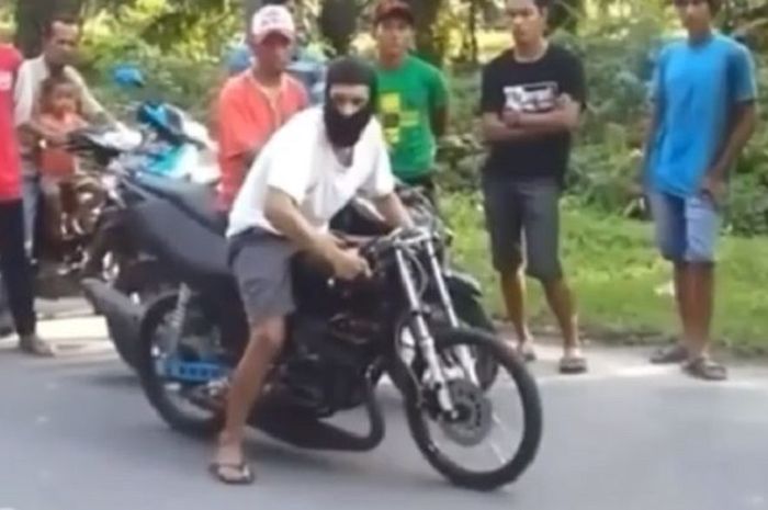 Jambret Balap Naik Motor Jambret