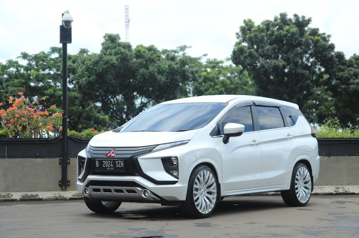Mitsubishi Xpander Oche