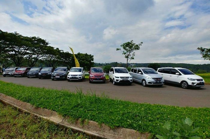 Jejeran mobil Wuling milik anggota COC Jawa Tengah