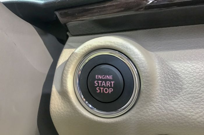 Engine push start/stop button di Suzuki All New Ertiga