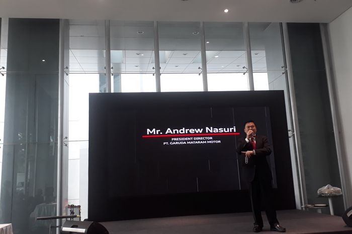 Presiden Direktur PT Garuda Mataram Motor saat resmikan Showroom Audi di MT Haryono 
