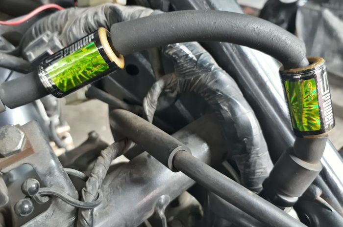 Ilustrasi magnet ferrite