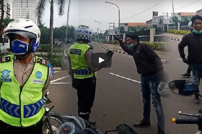 Pemotor enggak terima ditilang, maki polisi