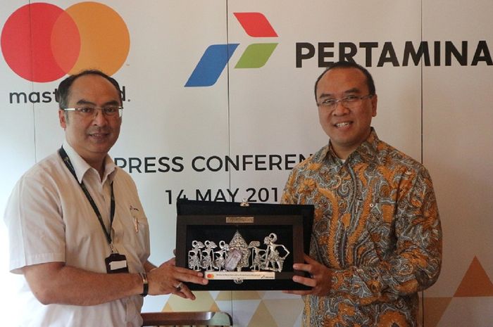 Kerja sama kurangi transaksi tunai