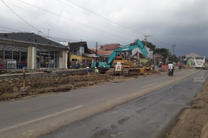 Underpass Karangsawah