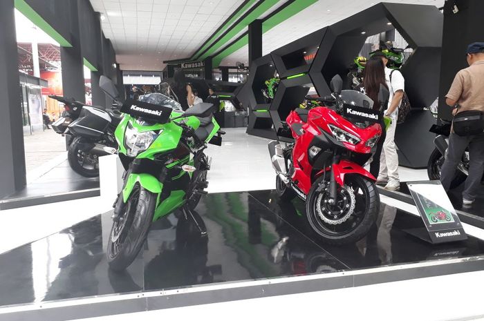 Kawasaki Ninja yang dipamerkan di Jakarta Fair Kemayoran 2018