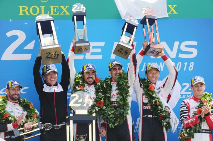 Fernando Alonso juara bersama Tim Toyota di balapan ketahanan 24 jam Le Mans