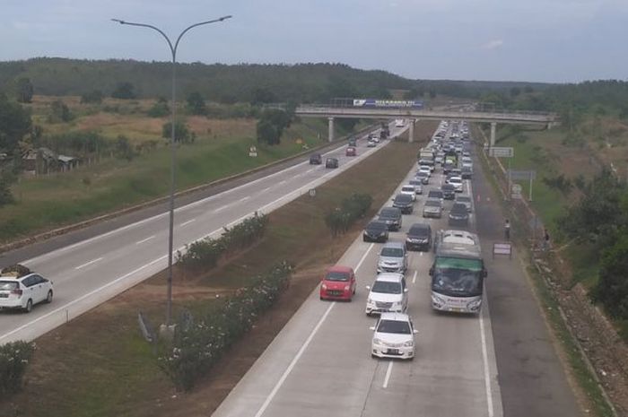 Jalan tol Cipali