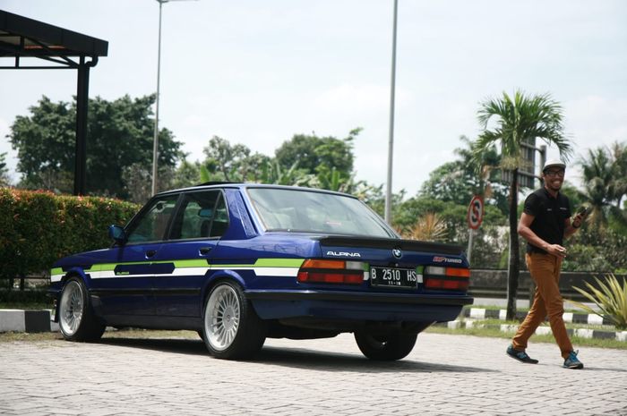 Ilustrasi. BMW E28 yang dimodifikasi dengan single tuner Alpina milik Ade Jendy