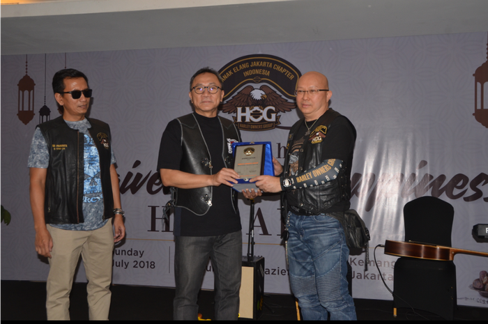 Harley Owners Group (H.O.G) Anak Elang Jakarta Chapter bersama Ketua MPR RI Zulkifli Hasan 