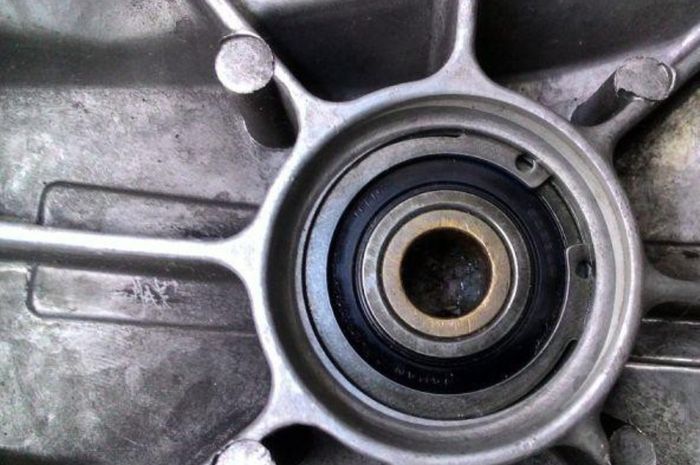 Ilustrasi suara kasar di CVT motor matik Honda karena bearing bermasalah