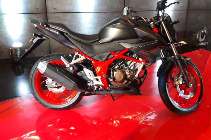 All New Honda CB150R StreetFire