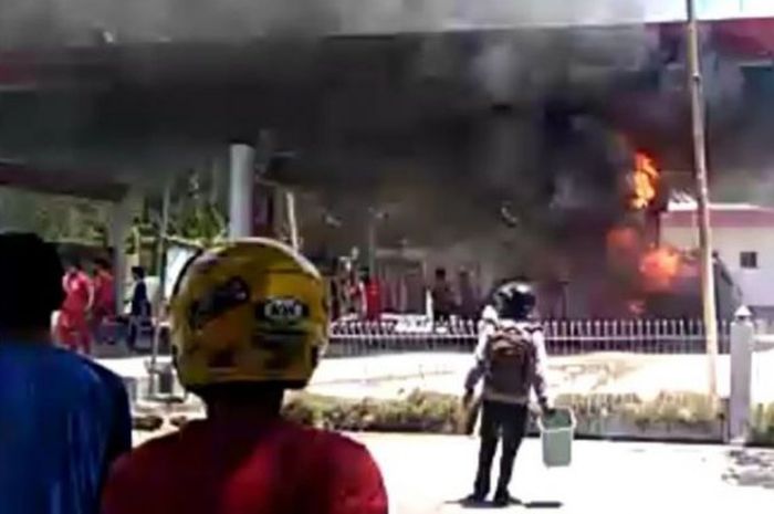 SPBU terbakar di Sulawesi Barat