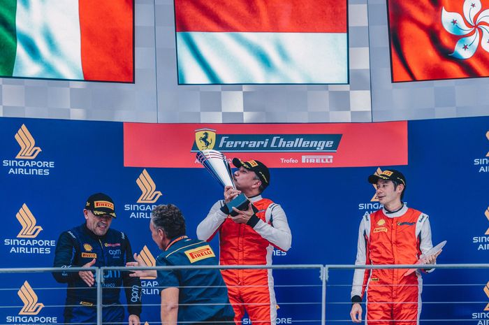 Renaldi Hutasoit, pembalap asal Indonesia yang berhasil memenangkan Kualifikasi Race 2 di ajang balap  Ferrari Challenge Asia Pasific 2018 yang digelar di Singapura