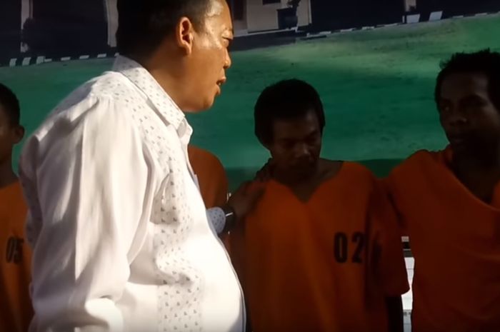 Pencuri motor kembar ditangkap bersama