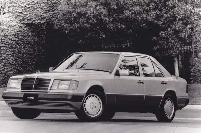 Mercedes-Benz W124 300E
