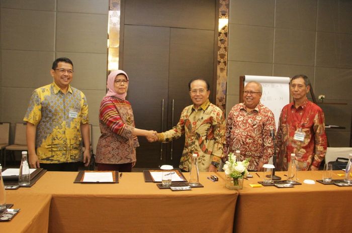 Direktur Utama PT Jasa Marga Desi Arryani resmi terpilih menjadi Ketua Umum Asosiasi Jalan Tol Indonesia (ATI) 