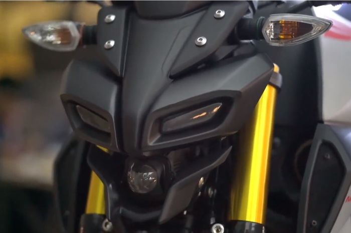 Cocok Jadi Bahan Modifikasi Segini Harga Lampu Alien Yamaha MT 15