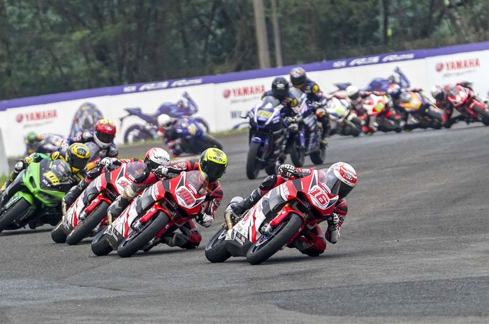 Mario Suryo Aji sempat memimpin pada lap - lap awal kelas AP250 ARRC