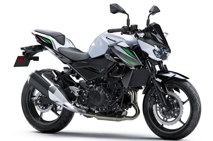 Ganti pelek dan ban bikin Kawasaki Z250 makin keren