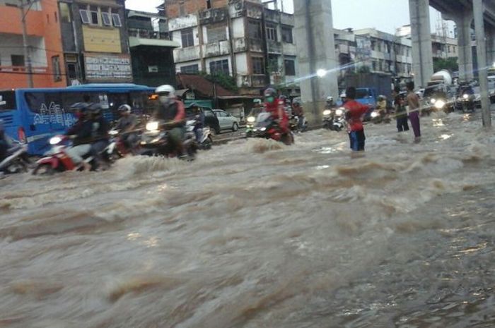 Banjir parah di Palembang