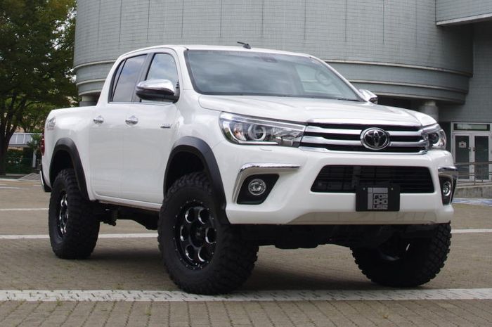 Modifikasi Toyota Hilux garapan Roadhouse