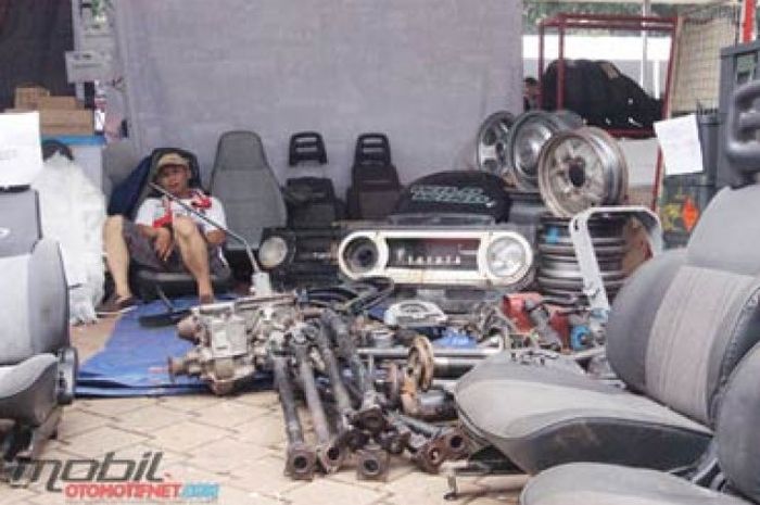 Pusing Cari Suku Cadang Toyota Land Cruiser Jadul, Di sini Tempatnya