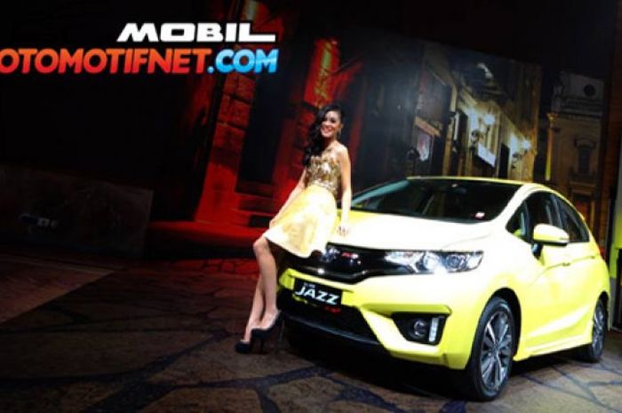 Honda Jazz Direcall, CEO Honda Dipotong Gaji!