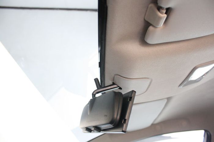 Atasi Plafon All New Avanza Berisik, Bermodal Karet Pintu