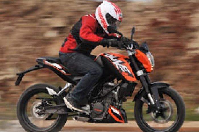 First Ride KTM Duke 200, Responsif Nuansa Supermoto!
