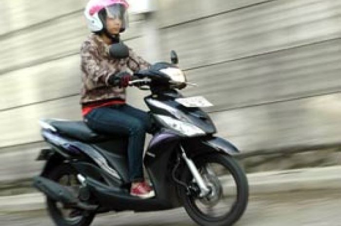 Test Ride Yamaha Mio J, Sensasi di Tangan Wanita