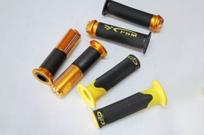 Pilih Handgrip Motor Sport, Kunci Nyamannya Ada di Sini
