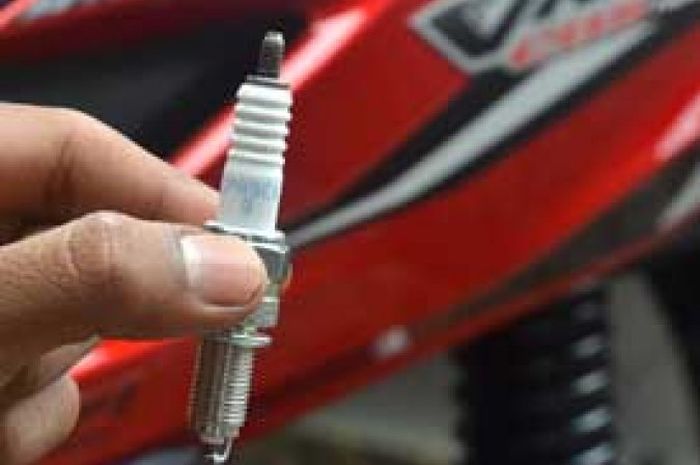 Problem Busi Honda Vario, Coba Atasi Pakai Busi Dingin