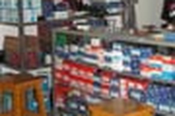 Wah, Spare Part Mesin KIA Carnival Diesel Bisa Delivery