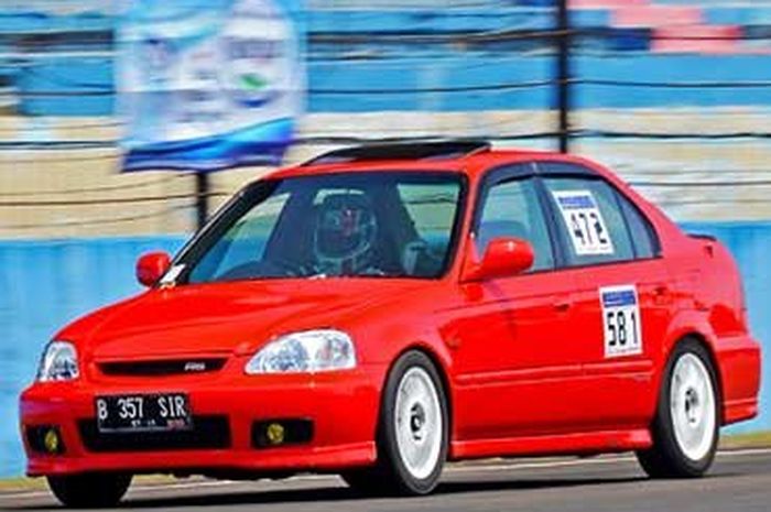 Modifikasi Honda Civic SiR 1997, Selera Anti-Mainstream