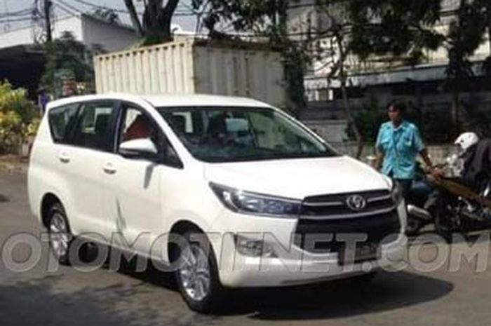 Wuih, Penampakan Sosok Asli Kijang Innova!