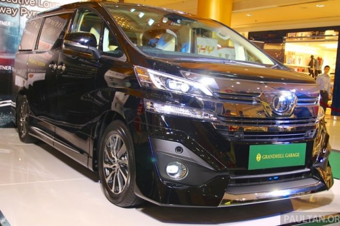 Toyota Vellfire Executive Lounge