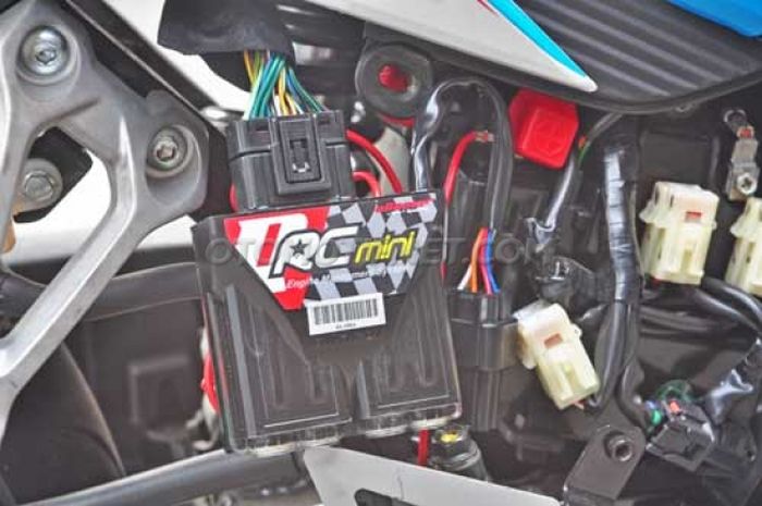 Ganti Karet Footstep Honda CB150R StreetFire Modal Satu Kunci