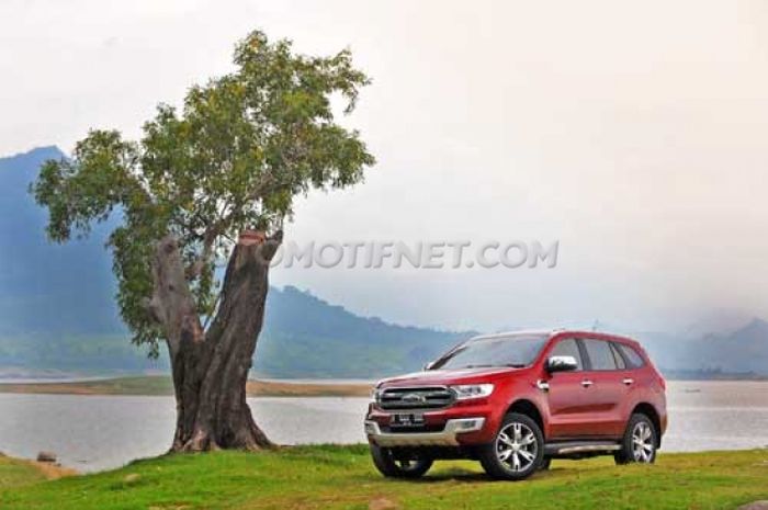 All New Ford Everest 3.2L Titanium (4x4) Plus