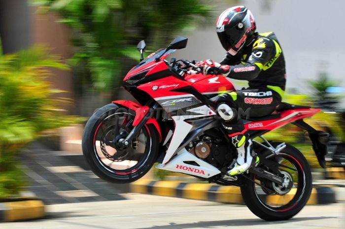 test ride All New Honda CBR150R