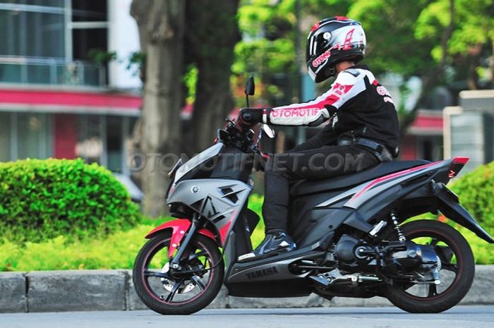 Test Ride Yamaha AEROX 125LC