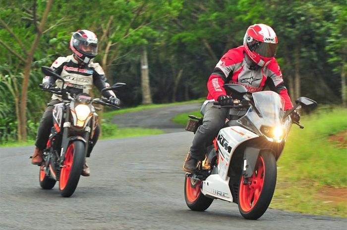 Test Ride KTM Duke 250 dan RC 250