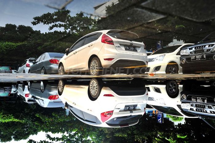 Parkir Mobil Transmisi Otomatis Hindari Terlena Di Posisi