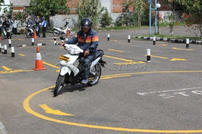 Korlantas Polri tengah menyiapkan sarana dan prasarana, targetnya pertengahan tahun 2017 bisa dimulai