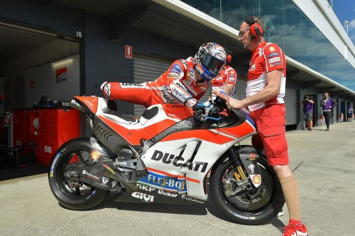 Ducati kewalahan dengan tidak adanya sayap pada motor GP17