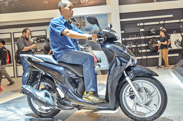 Honda  Hadirkan Skutik Eropa SH150i